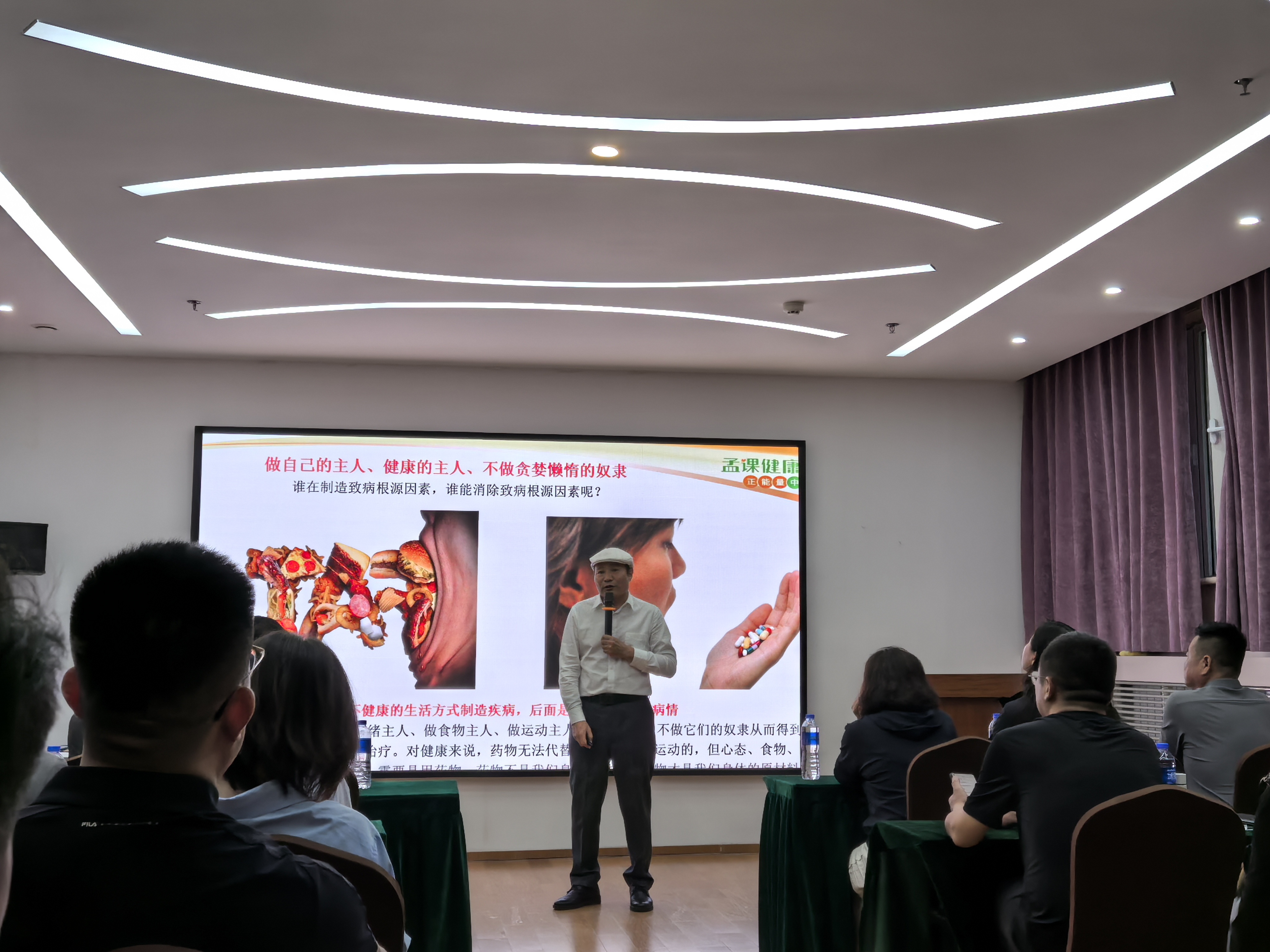 1758698216197603.jpg 1758698216197603.jpg